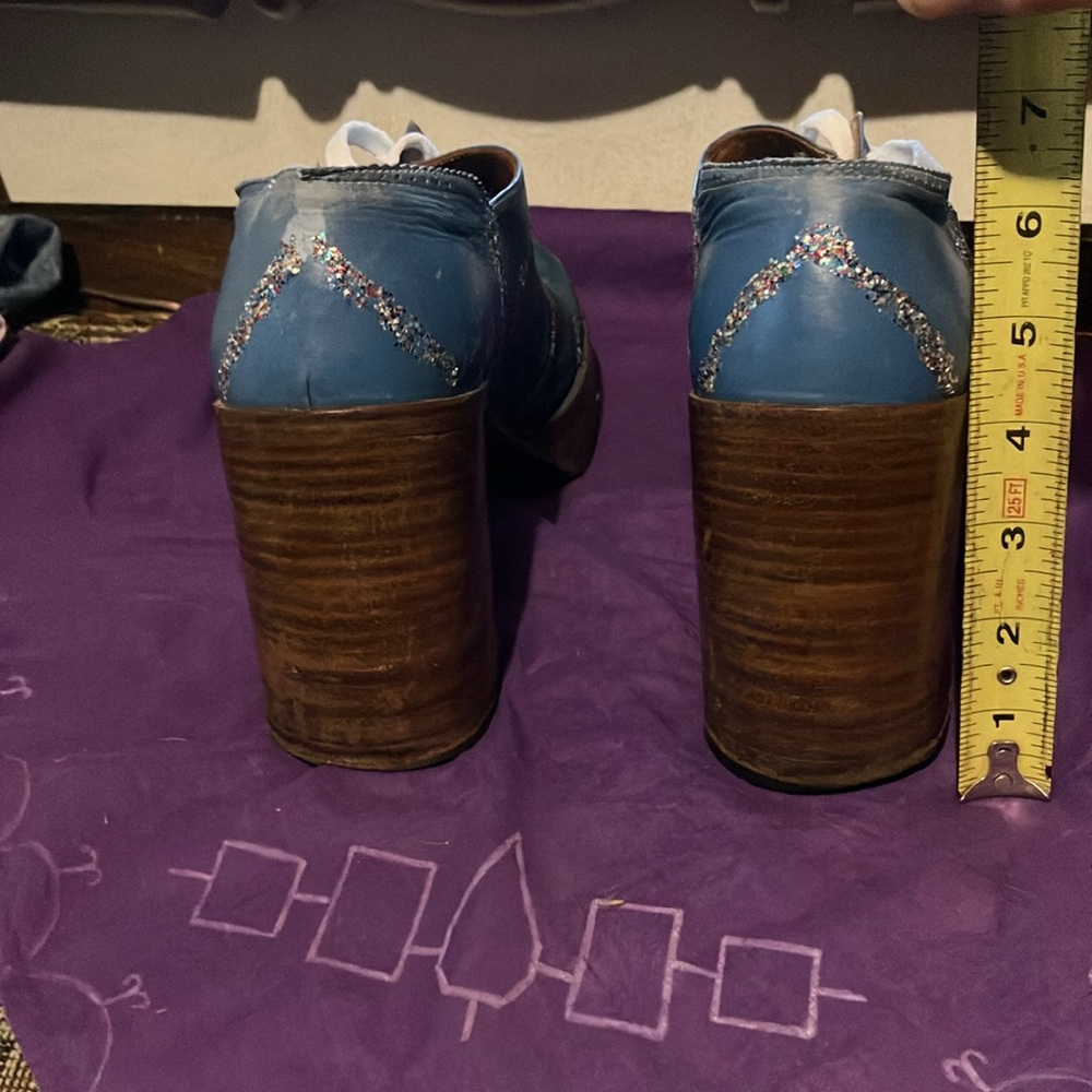 Platforms - Picture 4 of 5